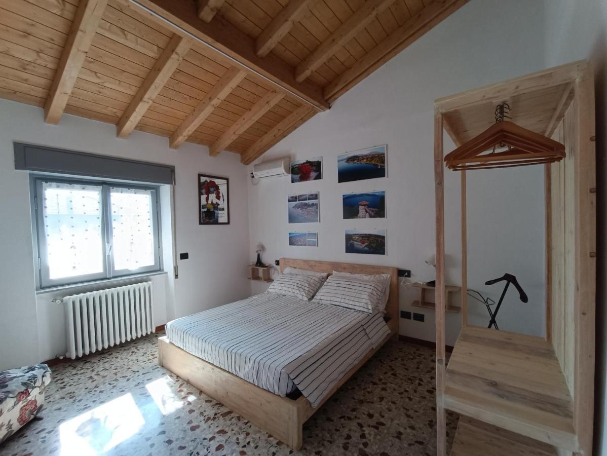 דירות איספרה Casa Le Fornaci מראה חיצוני תמונה